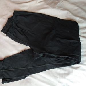 Under armour women's sm full length pants good used condition